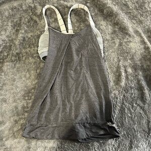 Real lululemon built in sports bra shirt attached fits like a 6-8
